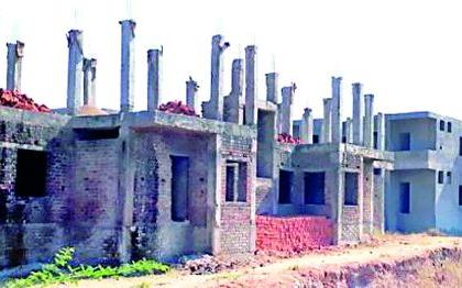 The 9 52 houses of Digras are again rearranged | दिग्रसचे ९५२ घरकूल पुन्हा ऐरणीवर