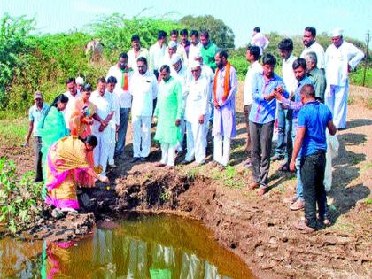 Jalpujan of the Bandh on Kolganga River | कोळगंगा नदीवरील बंधाऱ्याचे जलपूजन