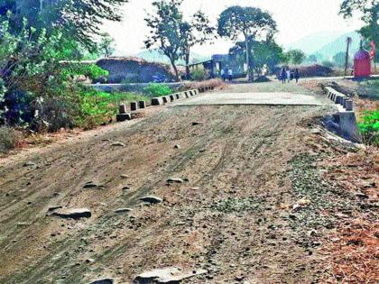 Fleet Road in the Season Valley | मोसम खोऱ्यातील रस्त्यांची चाळण