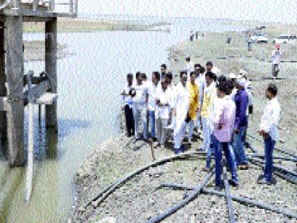 In the Majalgaon Dam, only the water will be available till the end of the year | माजलगाव धरणात मे अखेरपर्यंतच पुरेल एवढेच पाणी