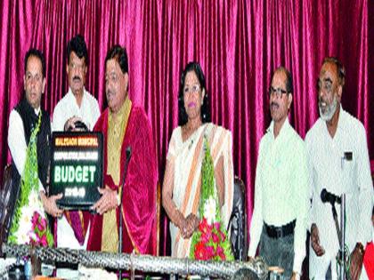 Malegaon Municipal Corporation approved 412 crores budget | मालेगाव  मनपाचे ४१२ कोटींचे अंदाजपत्रक मंजूर