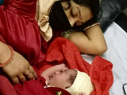 A woman gave birth safely at Igatpuri railway station | इगतपुरी रेल्वेस्थानकात झाली महिलेची सुखरुप प्रसुती