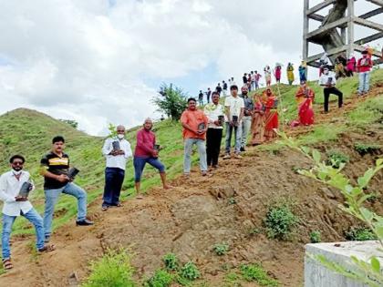 Planting of 500 trees in Nageshwar temple area | नागेश्वर मंदिर परिसरात ५०० वृक्षांची लागवड