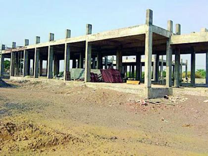 Work of Virur Primary Health Center | विरूर प्राथमिक आरोग्य केंद्राचे काम रखडले Work of Virur Primary Health Center | विरूर प्राथमिक आरोग्य केंद्राचे काम रखडले