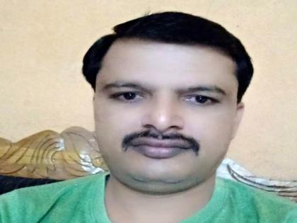 Suicide by hanging young girl in mist | धुळ्यात तरुणाची गळफास घेऊन आत्महत्या Suicide by hanging young girl in mist | धुळ्यात तरुणाची गळफास घेऊन आत्महत्या