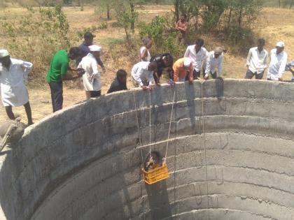  Lived in a well in Igatpuri taluka | इगतपुरी तालुक्यात विहिरीत पडलेल्या बिबट्याला जीवदान