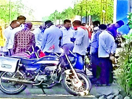 Crowd for shopping in Yeola; Rule trampling on the rules | येवल्यात खरेदीसाठी गर्दी; नियमांची सर्रास पायमल्ली