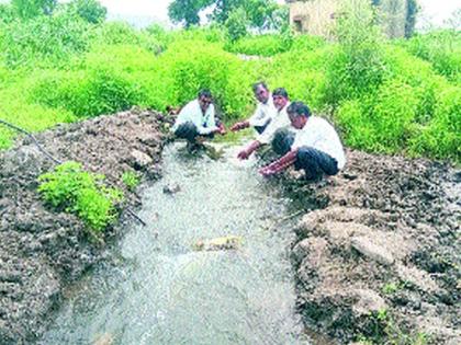 Ultrasonic erosion of the water in the mouth | तोंडापूर धरणातील पाण्याचा अखेर विसर्ग