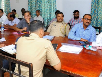 Make Kartik Vari Nirmous and Devotional, Atul Bhosale, Review meeting on the backdrop of Kartika yatra in Pandharpur | कार्तिक वारी निर्मभ व भक्तीमय करा, अतुल भोसले, पंढरपूरात कार्तिकी यात्रेच्या पार्श्वभूमीवर आढावा बैठक