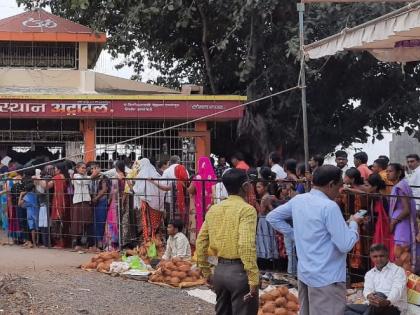 The famous Munjoba Yatra started at Atraval in Yaval taluka | यावल तालुक्यातील अट्रावल येथील प्रसिद्ध मुंजोबा यात्रेस सुरुवात