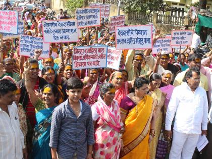  Correcting the Devadasi Act, the Morcha was organized on the Kolhapur District Collectorate | देवदासी कायद्यामध्ये दुरुस्ती करा कोल्हापूर जिल्हाधिकारी कार्यालयावर मोर्चा