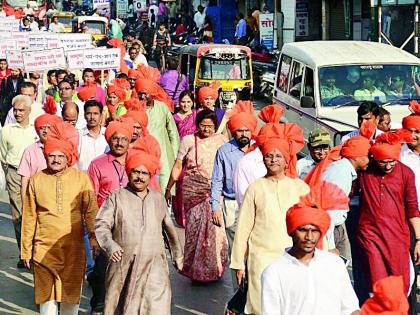 Grand rally on the occasion of Marathi language gaurav din, book Dindi | मराठी भाषा गौरव दिनानिमित्त भव्य रॅली, ग्रंथ दिंडी