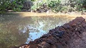 Trimbakeshwar city with water scarcity sign! | त्र्यंबकेश्वर शहरासह तालुक्यात पाणी टंचाईचे संकेत !