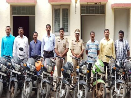 15 bikes seized from minors | अल्पवयीन मुलांकडून 15 दुचाकी जप्त