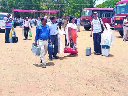 Polling party depart; Voting today | पोलिंग पार्टी रवाना; आज मतदान