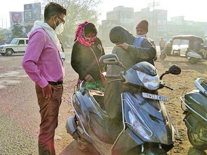 We will pay the fine but not the mask | आम्ही दंड भरणार पण, मास्क नाही लावणार We will pay the fine but not the mask | आम्ही दंड भरणार पण, मास्क नाही लावणार