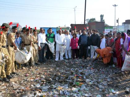 720 bags of plastic deposits in the city | शहरात ७२० पोती प्लास्टिक जमा