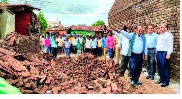 Sangli - Kolhapur municipality evicted by central government | सांगली- कोल्हापूरचा महापूर केंद्र सरकारकडून बेदखल