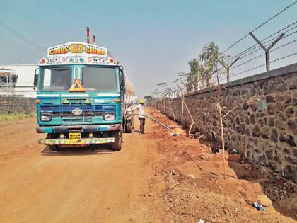 Where do chemically drained effluents?; colsed processing center since month at Kurkumbh in Pune | रसायनयुक्त सांडपाणी नक्की मुरते कोठे?; पुण्यातील कुरकुंभ येथील प्रक्रिया केंद्र महिन्यापासून बंद