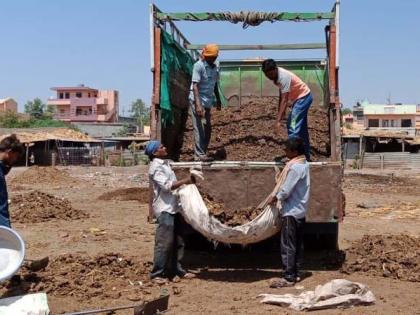  The source of income, which is called 'Uchirde' for farmers | शेतक:यांसाठी ‘उकीरडे’ ठरताहेत उत्पन्नाचा स्त्रोत