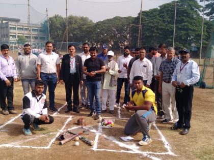 Diamond college bet on inter-divisional baseball competition | आंतर विभागीय बेसबॉल स्पर्धेत हिरे महाविद्यालयाची बाजी