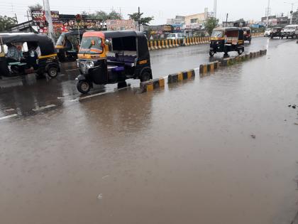 Parbhani: Heavy rains have brought life to the crops of the district | परभणी : दमदार पावसाने जिल्ह्यातील पिकांना मिळाले जीवदान