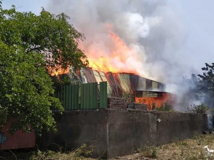 Fire at company in the city of Mussolgaon | मुसळगाव वसाहतीत कंपनीला आग