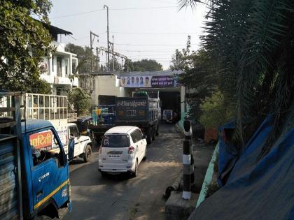 Help of IITs and cement companies to take out the municipal for permanent settlement on the road to Vitava Subway | विटावा सबवेच्या रस्त्यावर कायमचा तोडगा काढण्यासाठी पालिका घेणार आयआयटी आणि सिमेंट कंपन्यांची मदत