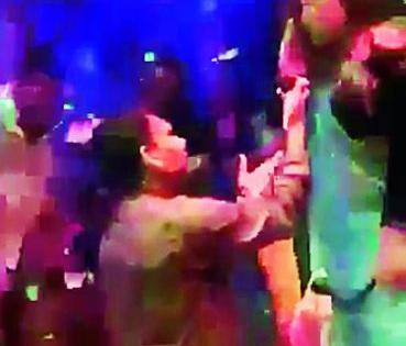 Video of a Gondia MLA dancing with Bar girl goes viral | बारबालेसोबत नाचणाऱ्या गोंदियाच्या भाजप आमदाराचा व्हिडिओ व्हायरल