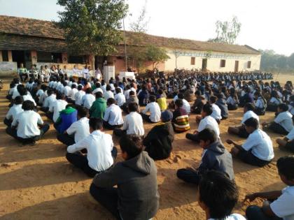 -So schools can be started in 1300 villages in Nagpur District! | -तर १३०० वर गावात सुरू होऊ शकतात शाळा !