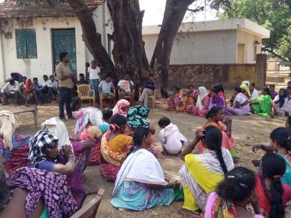 Against alcohol and tobacco, the villagers stand up with unity | दारु आणि तंबाखूच्या विरोधात उभं ठाकलं आदिवासींचं चिमुकलं गाव