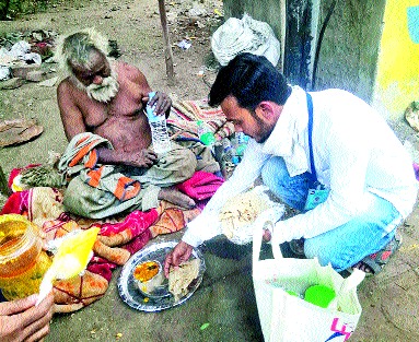 Food for the hungry | भुकेलेल्यांना अन्नदान