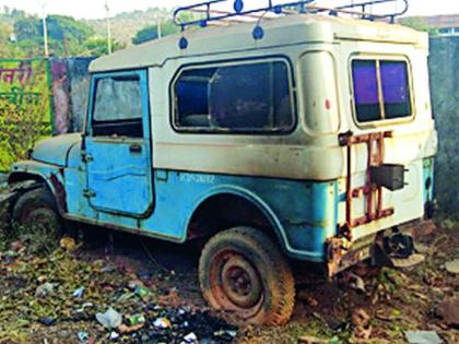 Sakeoli Panchayat Samiti's Vehicle in Bhangarasthastha | साकोली पंचायत समितीचे वाहन भंगारावस्थेत