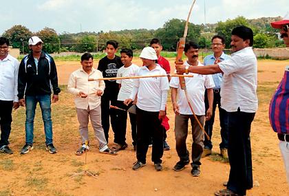 Sakoli championship competition | साकोलीत धनुर्विज्ञा स्पर्धा