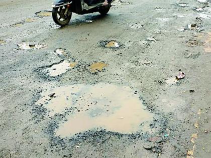 'Disruption of potholes' | विघ्नहर्त्याच्या आगमनाला ‘खड्ड्यांचे विघ्न’