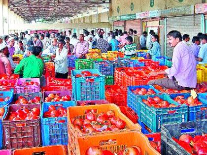 Record rates for pomegranates | डाळिंबाला विक्रमी दर