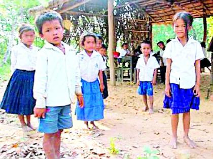 Teacher's school home | शिक्षकांची पाल्यांच्या घरी वारी