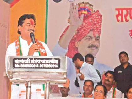 Shinde-Ram Shinde to import candidate on opponents | विरोधकांवर उमेदवार आयातीची वेळ-राम शिंदे