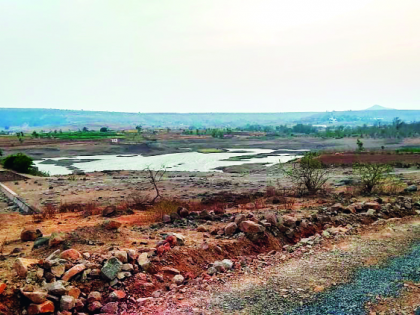 Abundant water, still dry! | मुबलक पाणी, तरीही कोरड!