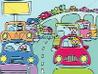 Coming and going of vehicles on restricted roads | प्रतिबंधीत रस्त्यांवरून वाहनांची ये-जा सुरू Coming and going of vehicles on restricted roads | प्रतिबंधीत रस्त्यांवरून वाहनांची ये-जा सुरू