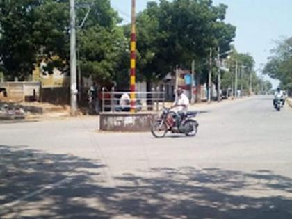 Board decides public curfew every Tuesday | बोरदला दर मंगळवारी जनता कर्फ्युचा निर्णय Board decides public curfew every Tuesday | बोरदला दर मंगळवारी जनता कर्फ्युचा निर्णय