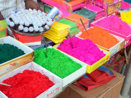 Parbhani market with attractive colors | आकर्षक रंगांनी सजली परभणीची बाजारपेठ