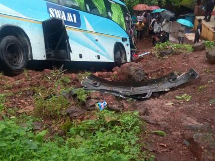  Bus driver killed in an accident at Hazarkhamba | हातखंबा येथील अपघातात बसचालक ठार