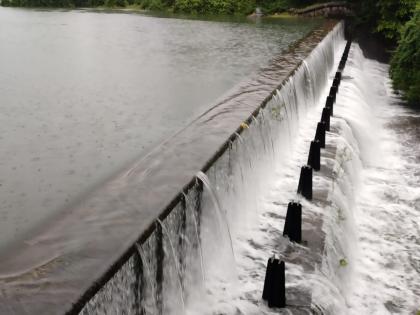 Tulsi Lake began to overflow | तुळसी तलाव भरुन वाहू लागला