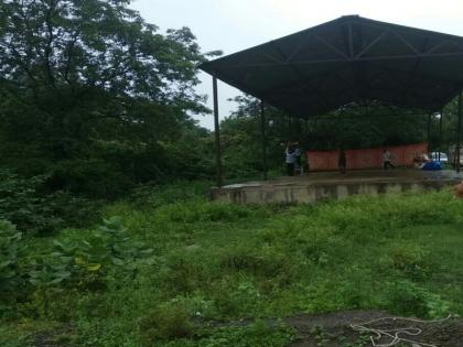 Dashashriya Ghat is the gate of the deficit | दशक्रिया घाटाची वाट बनली बिकटवाट Dashashriya Ghat is the gate of the deficit | दशक्रिया घाटाची वाट बनली बिकटवाट