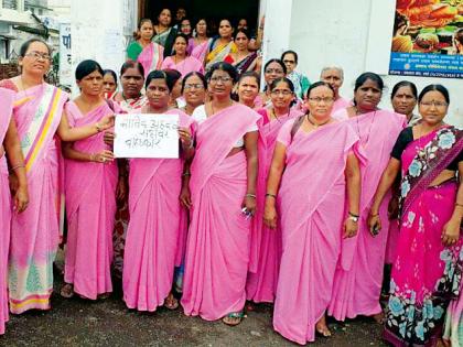 Anganwadi worker aggressive for fair demands | अंगणवाडी सेविका न्याय्य मागण्यांसाठी आक्रमक