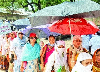 Against the transfer policy, teachers assembled in Aurangabad | बदली धोरणाविरुद्ध औरंगाबादेत शिक्षक एकवटले