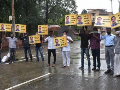 Yuvasena, Sangh Swayamsevak in support of Tukaram Mundhe! | तुकाराम मुंढे यांच्या समर्थनार्थ युवासेना, संघ स्वयंसेवकही!