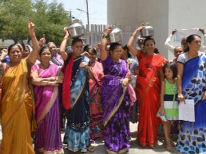 Women's Handa Morcha | महिलांचा हंडा मोर्चा 