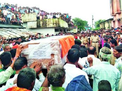 Lakhandoor's son Santosh Bedar passed away | लाखांदूरचे सुपुत्र संतोष बेदरे अनंतात विलीन